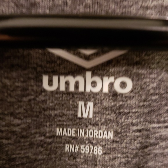 UMBRO HEATHER GRAY ATHLETIC 1/4 ZIP TOP - Picture 3 of 4